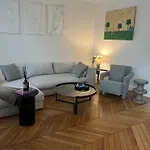 Luxurious Appartement In Trocadero